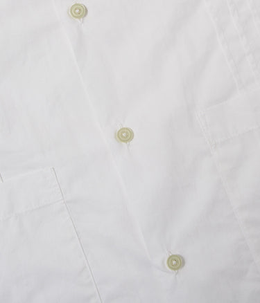 UNIVERSAL WORKS DWIGHT SURCHEMISE 34169 POPELINE BLANC - Shoelosophy