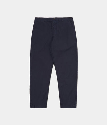 UNIVERSAL WORKS MILITARY CHINO 32528 SEERSUCKER II NAVY - Shoelosophy