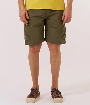 UNIVERSAL WORKS PARACHUTE SHORT 34148 RECYCLED POLY TECH OLIVE - Shoelosophy